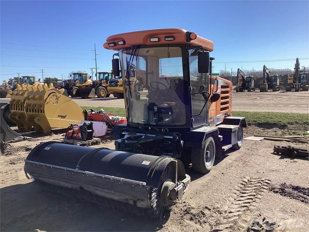 Broce FMJ470 Підмітальні машини