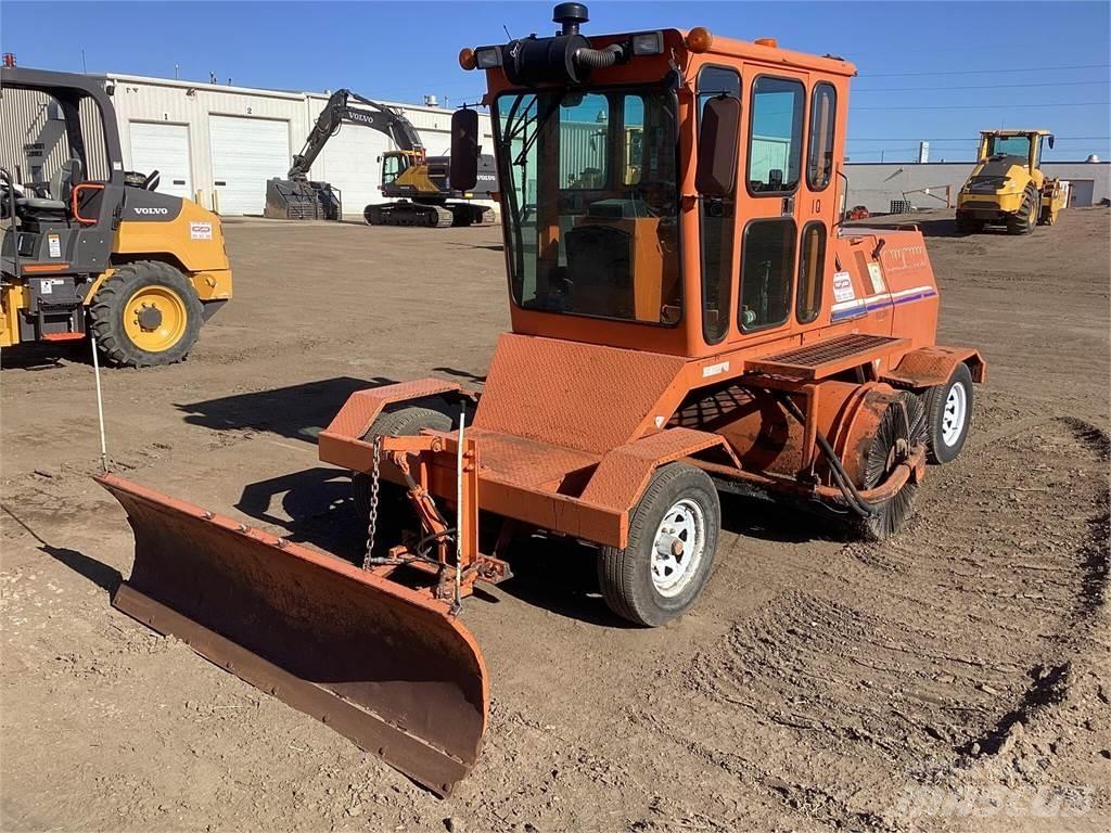 Broce RJT350 Підмітальні машини