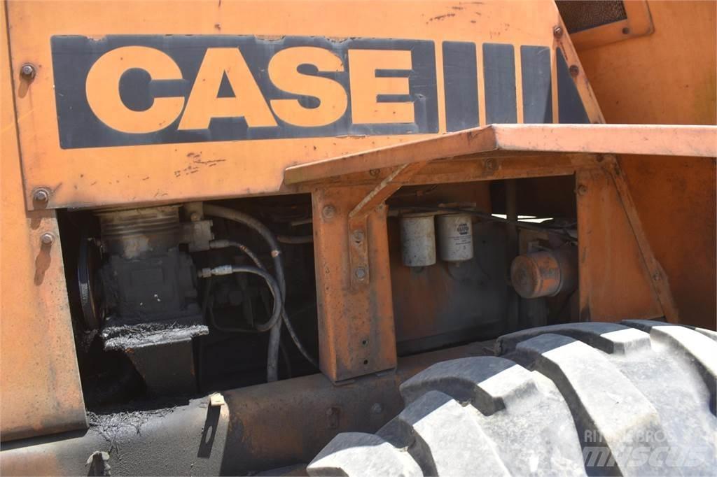 CASE W20C Фронтальні навантажувачі