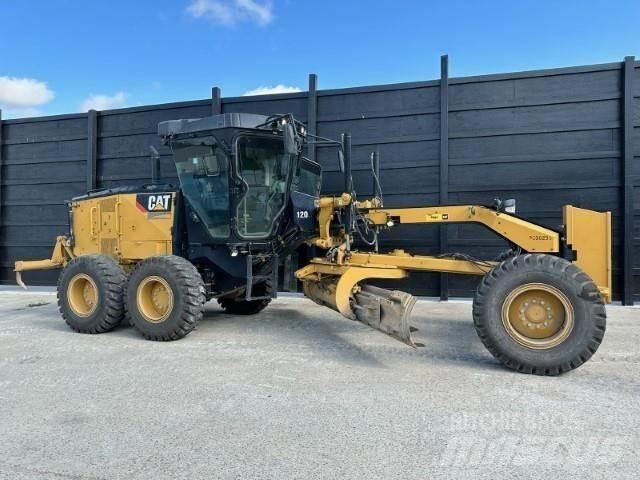 CAT 120 Грейдери