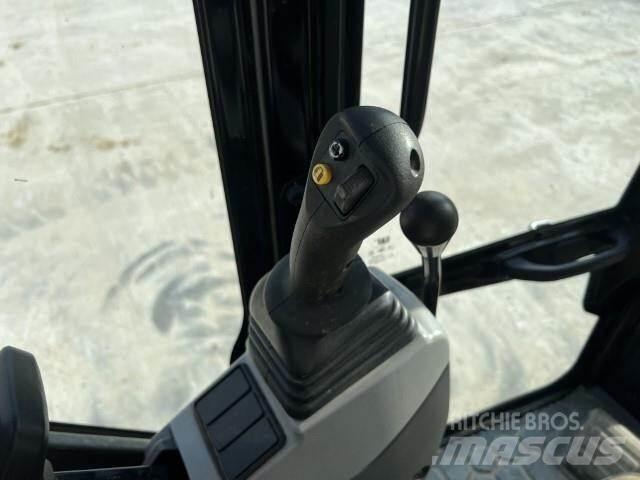 CAT 306CR Гусеничні екскаватори