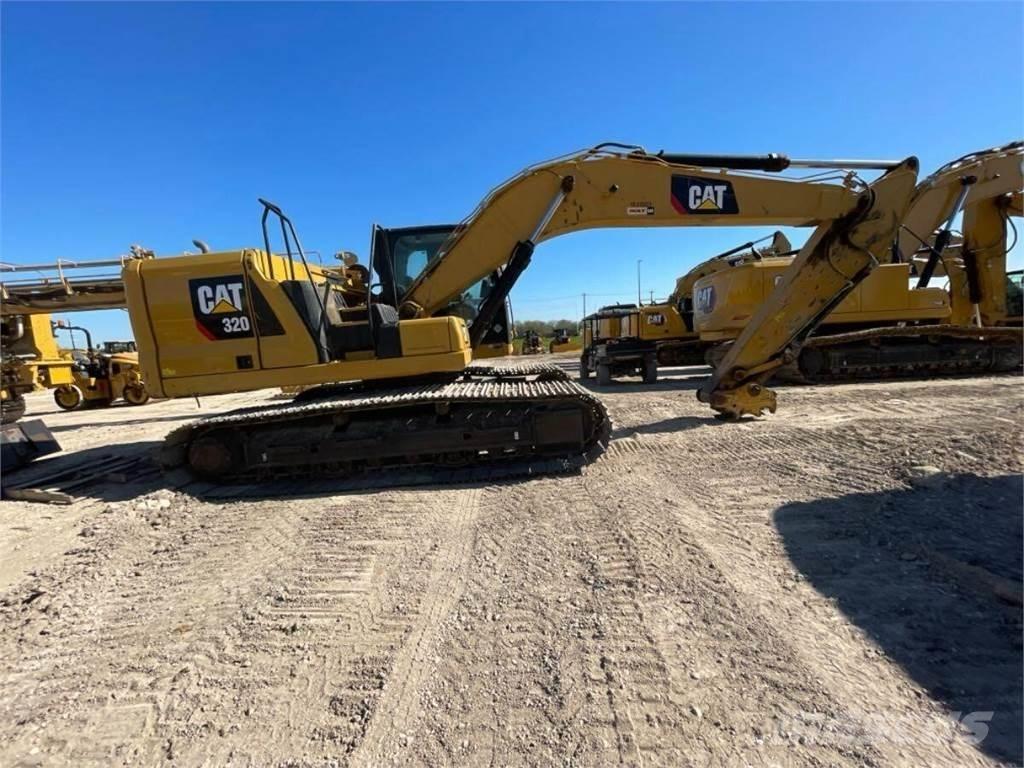 CAT 320 Гусеничні екскаватори