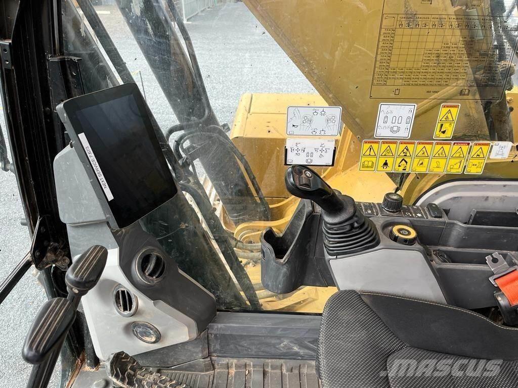 CAT 330 Гусеничні екскаватори