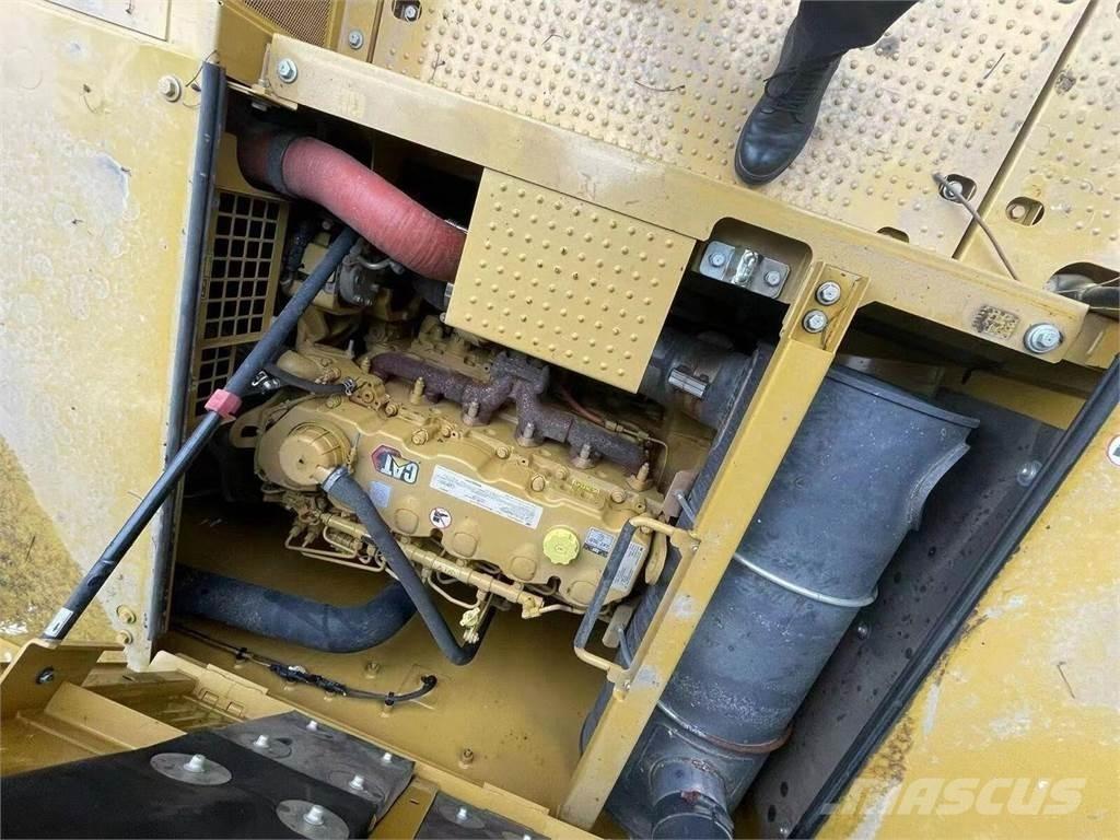 CAT 336 Гусеничні екскаватори