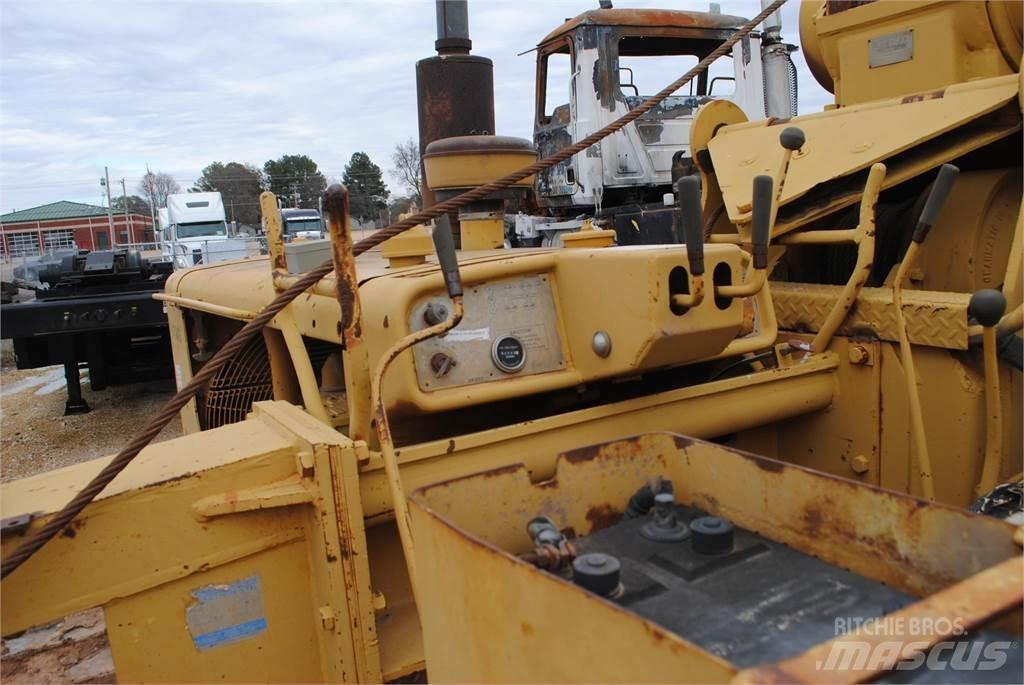 CAT 561C Трубоукладачі
