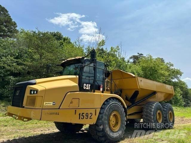CAT 745 Зчленовані самоскиди