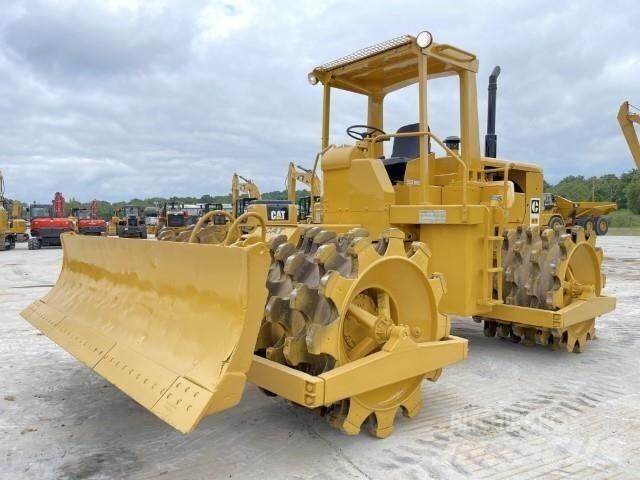 CAT 815 Сміттєві преси