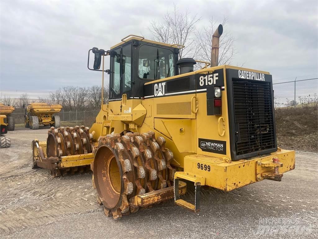 CAT 815F Сміттєві преси