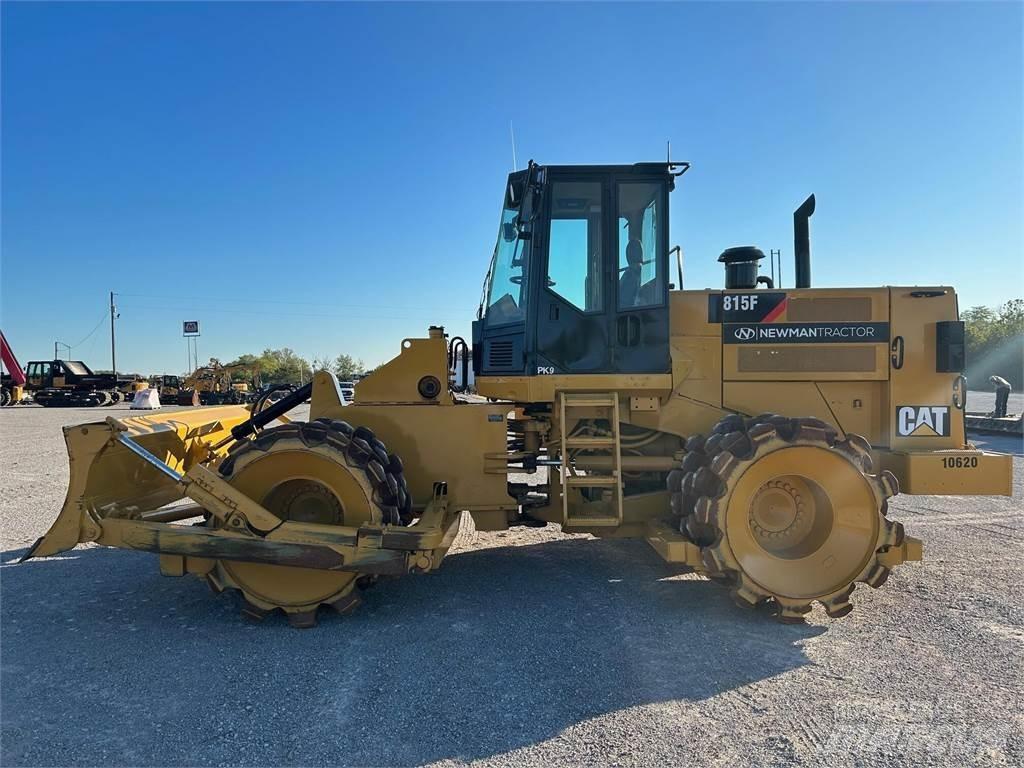 CAT 815F Сміттєві преси