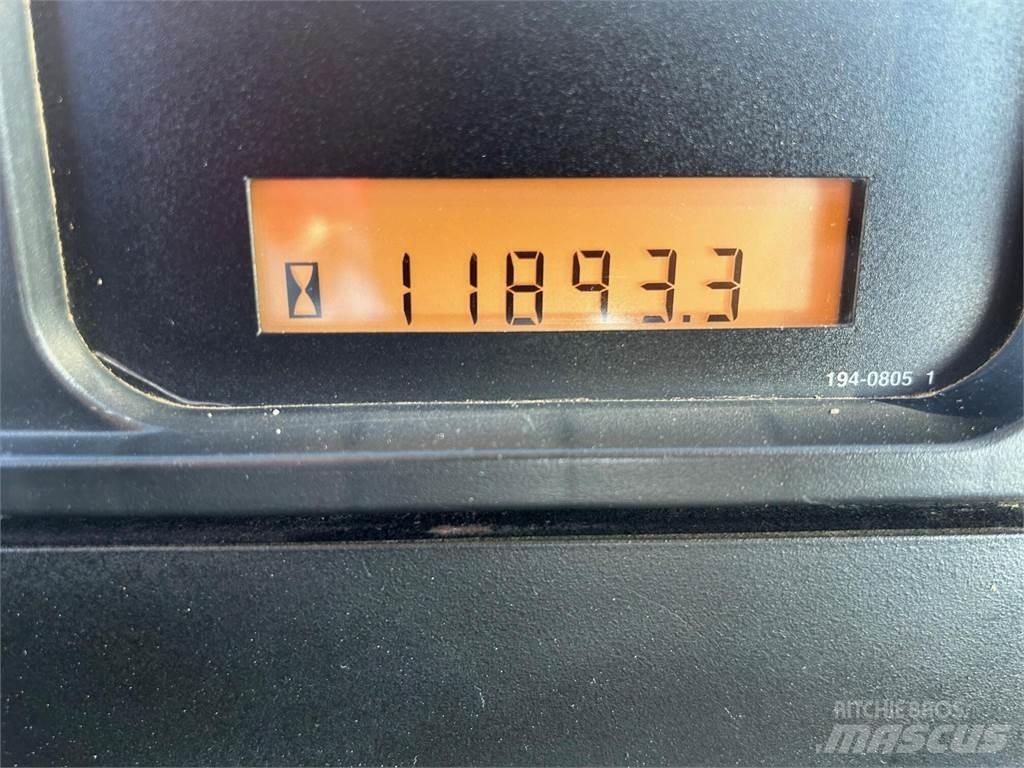 CAT 815F Сміттєві преси