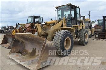 CAT 938G Фронтальні навантажувачі
