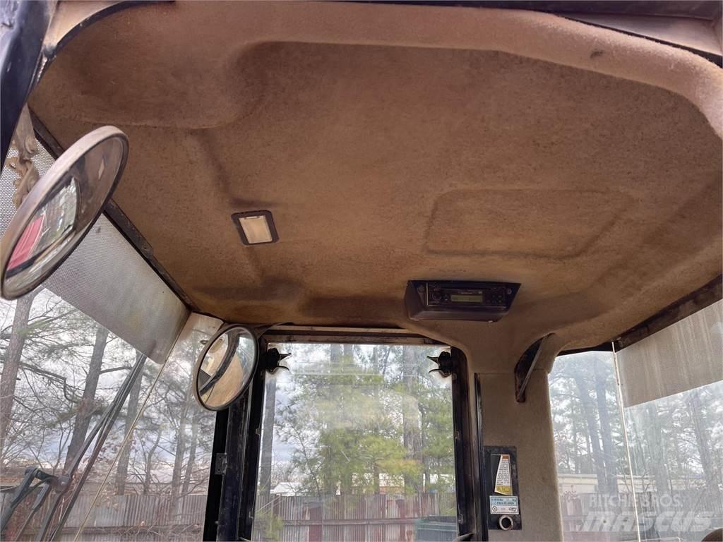 CAT 938G Фронтальні навантажувачі