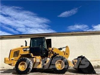 CAT 938M Фронтальні навантажувачі