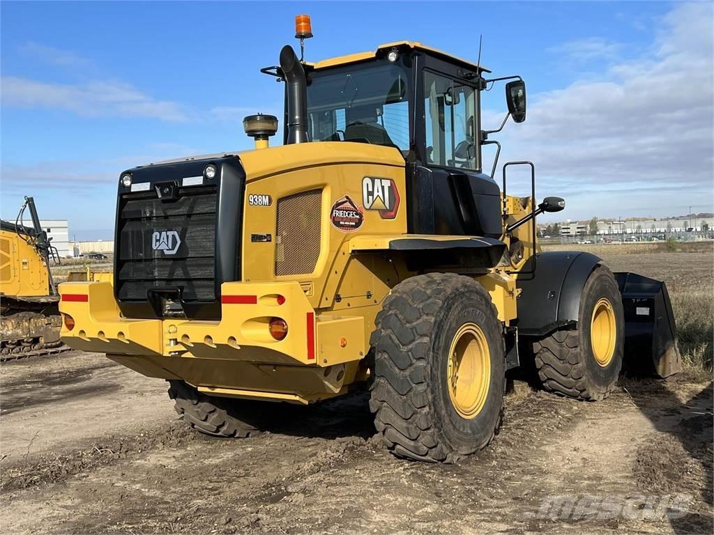CAT 938M Фронтальні навантажувачі