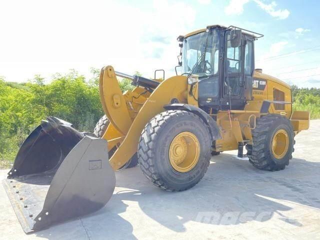 CAT 938M Фронтальні навантажувачі