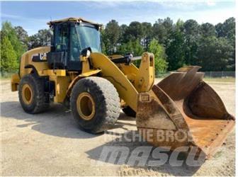 CAT 950M Фронтальні навантажувачі