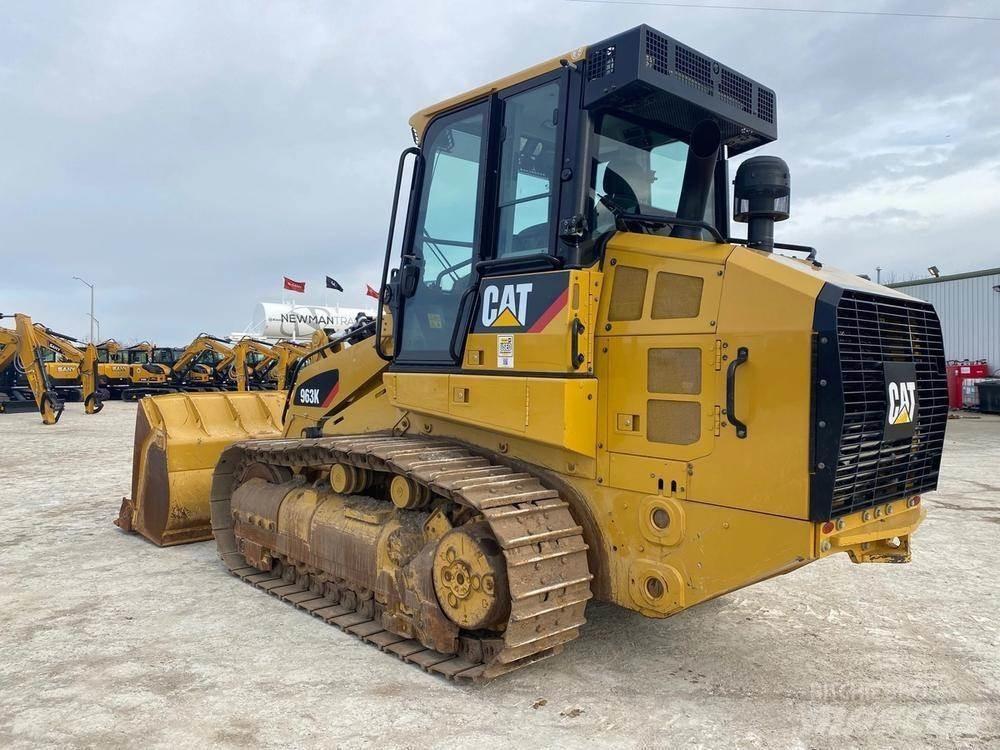 CAT 963K Гусеничні вантажники