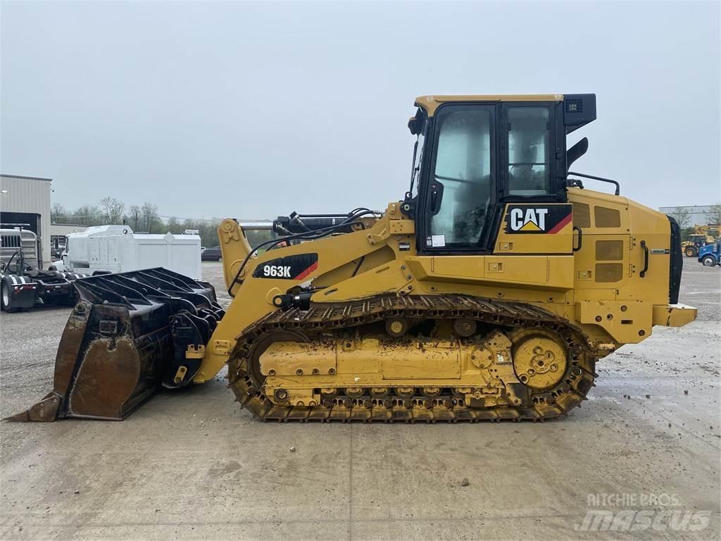CAT 963K Гусеничні вантажники