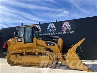 CAT 973D Гусеничні вантажники
