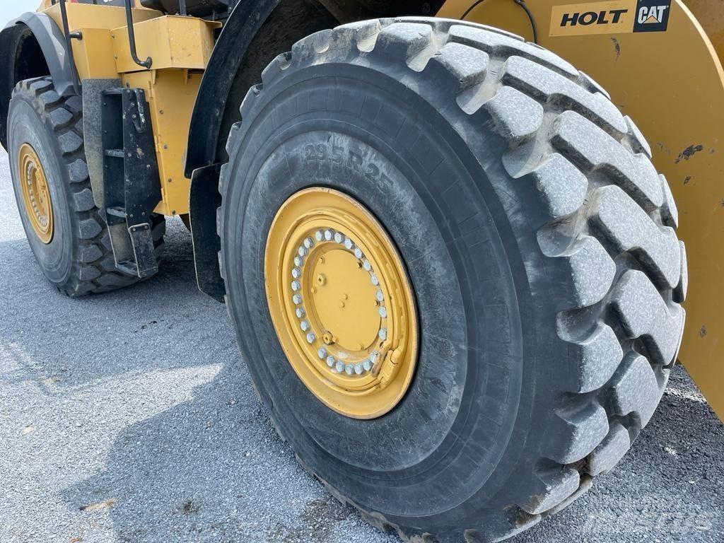 CAT 980M Фронтальні навантажувачі