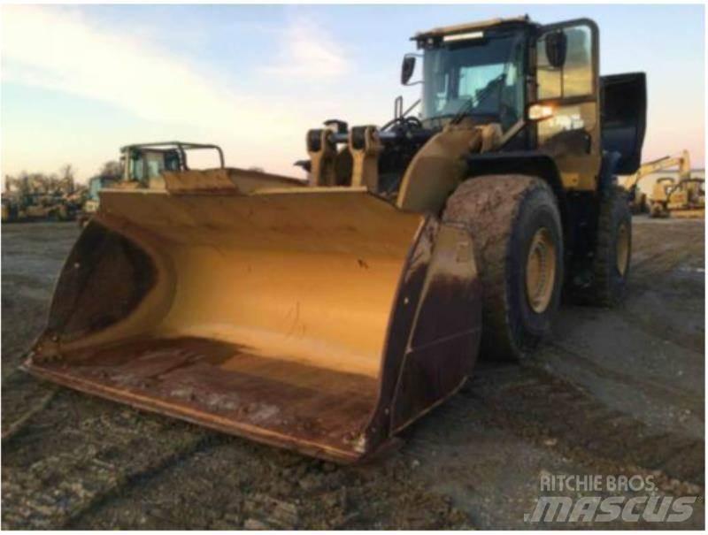 CAT 980M Фронтальні навантажувачі