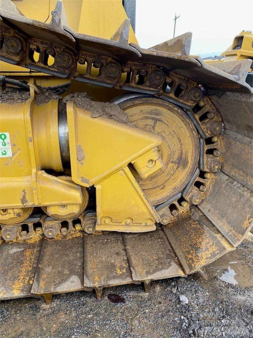 CAT D5 LGP Гусеничні бульдозери