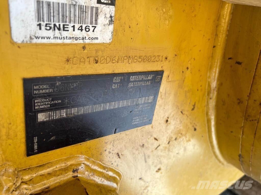 CAT D6N LGP Гусеничні бульдозери