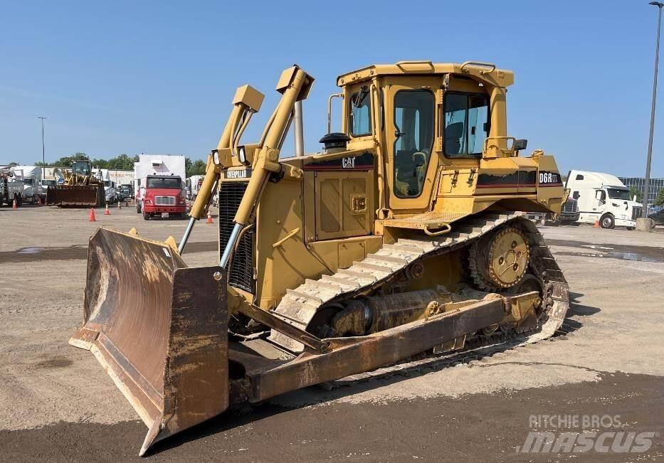 CAT D6R Гусеничні бульдозери