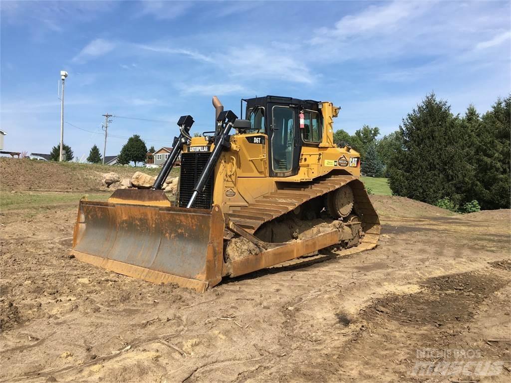 CAT D6T LGP Гусеничні бульдозери