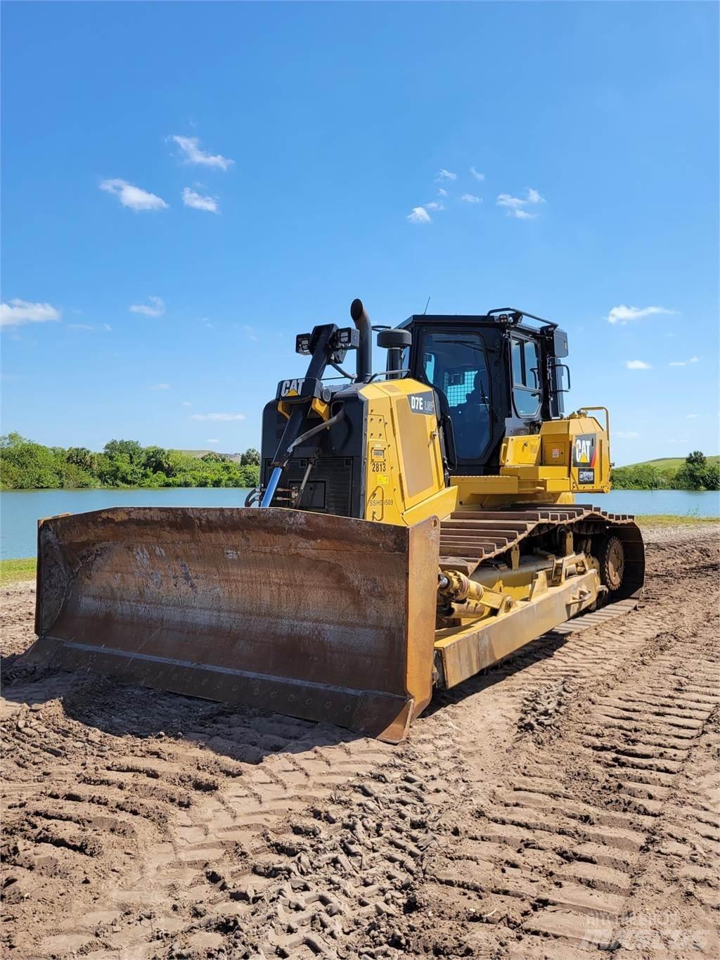 CAT D7E LGP Гусеничні бульдозери