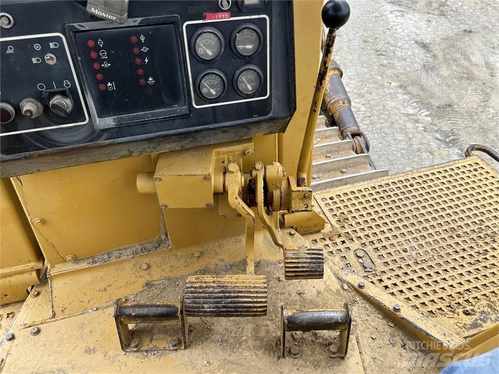 CAT D8N Гусеничні бульдозери