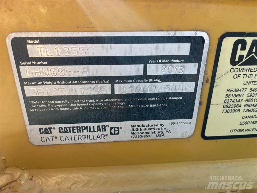 CAT TL1255C Телескопічні навантажувачі