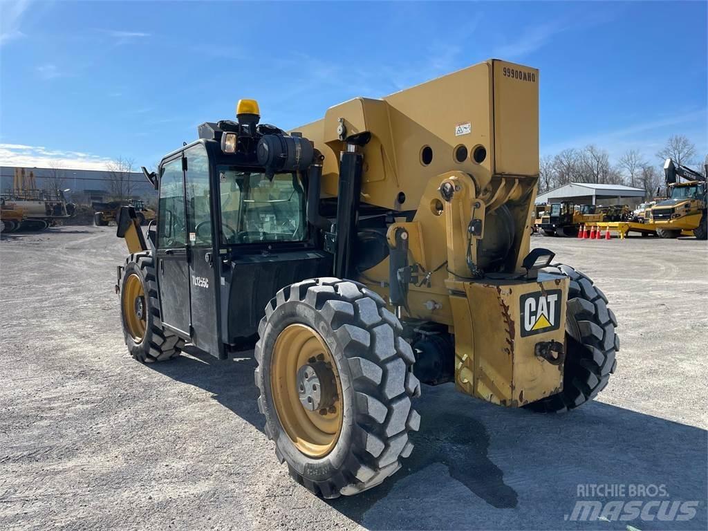 CAT TL1255C Телескопічні навантажувачі