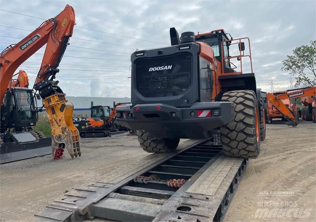 Develon DL580-7 Фронтальні навантажувачі