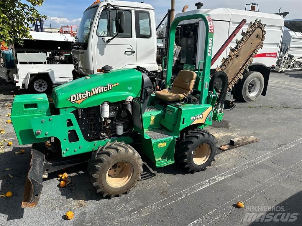 Ditch Witch RT45 Канавокопачі
