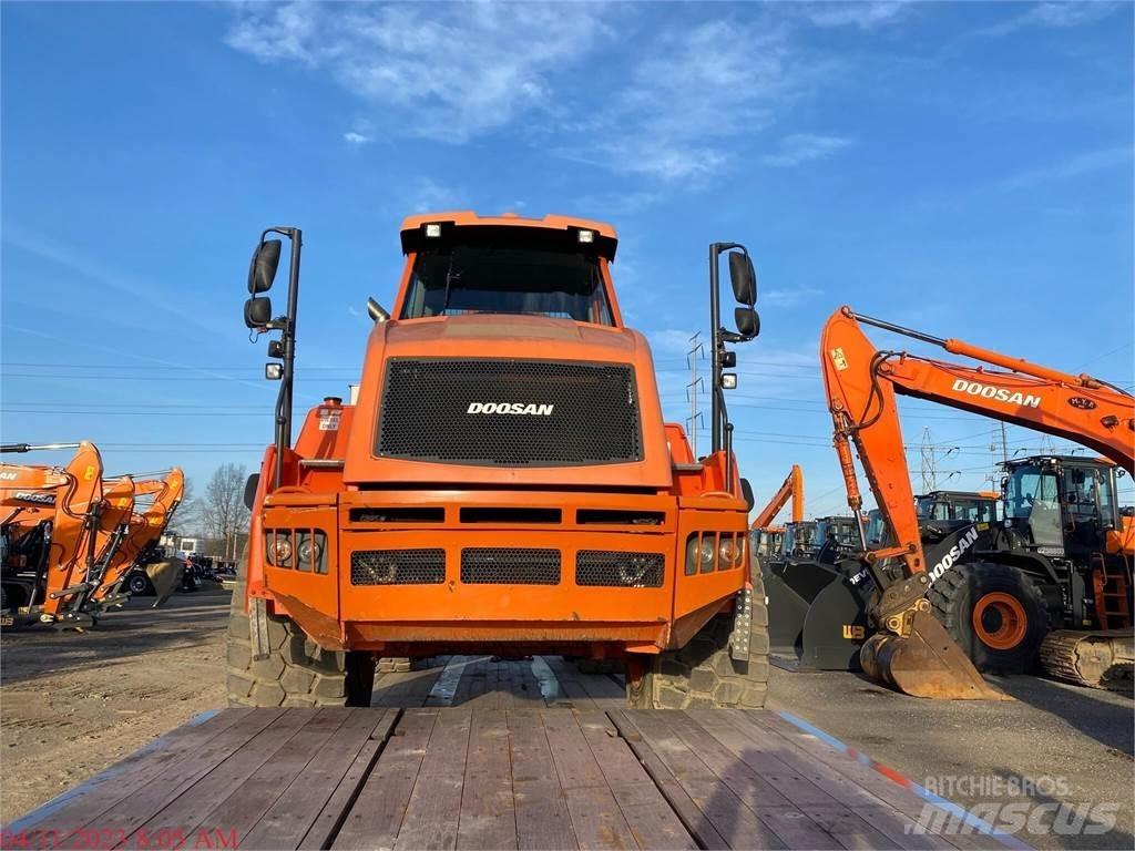 Doosan DA30-5 Зчленовані самоскиди
