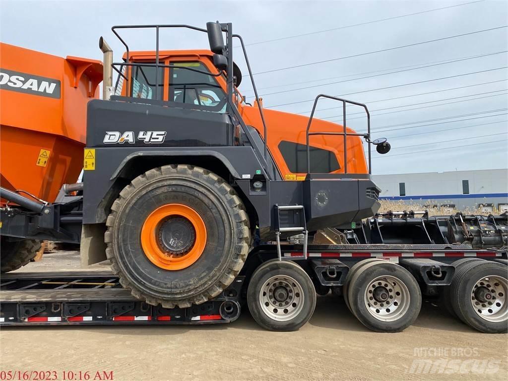Doosan DA45-5 Зчленовані самоскиди
