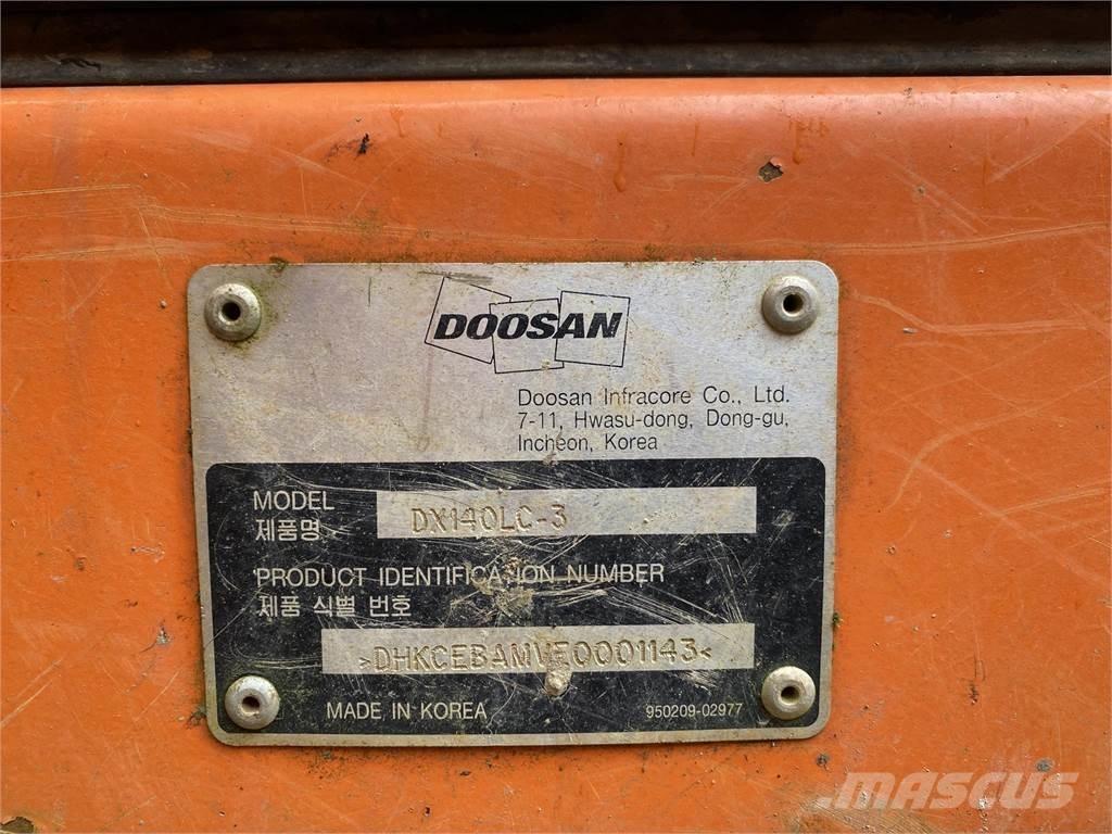 Doosan DX140 LC-3 Гусеничні екскаватори