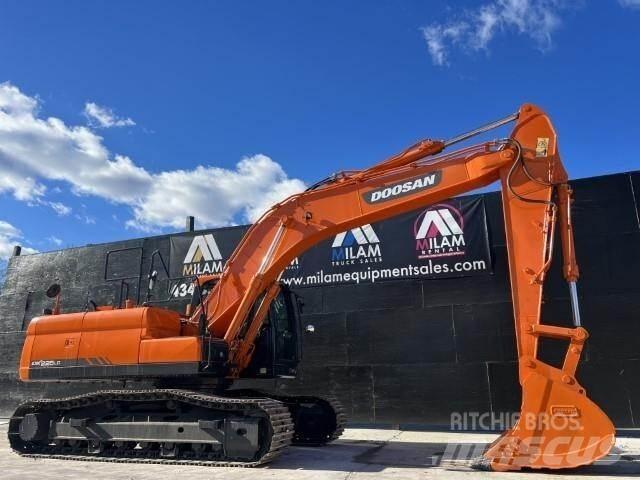 Doosan DX225 LC Гусеничні екскаватори