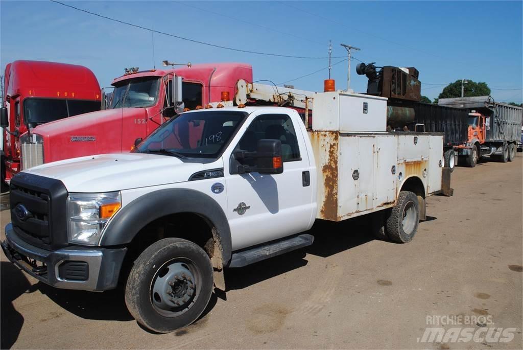 Ford F550 Комунальні автомобілі / автомобілі загального призначення
