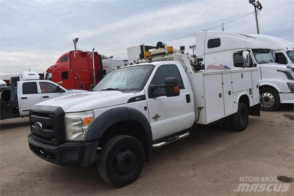 Ford F550 Комунальні автомобілі / автомобілі загального призначення