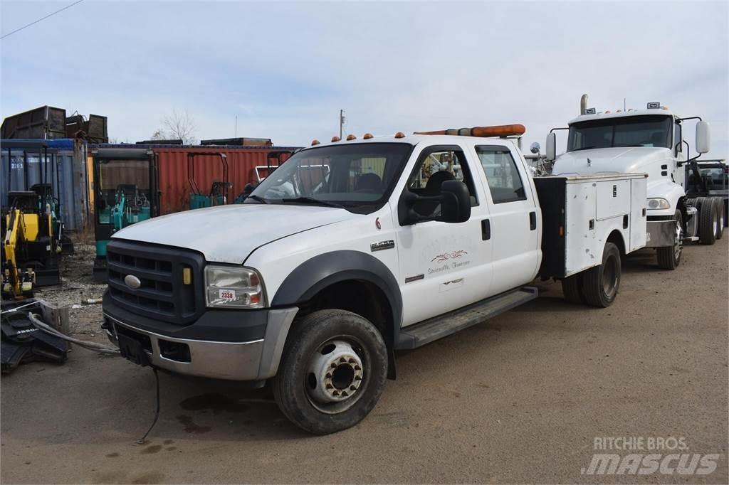 Ford F550 Комунальні автомобілі / автомобілі загального призначення