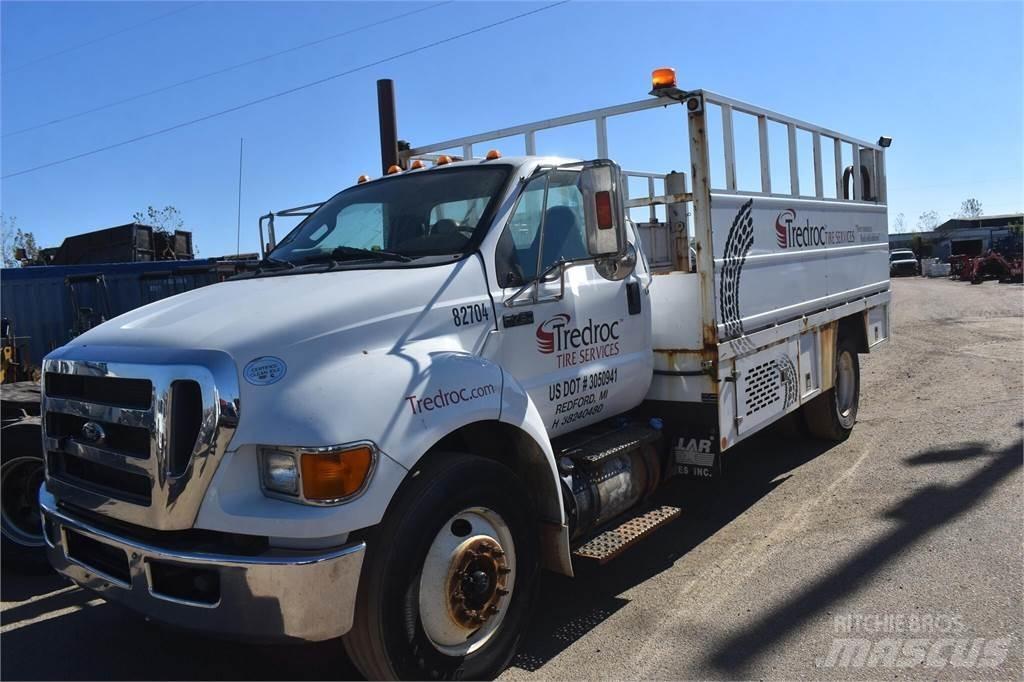 Ford F750 Комунальні автомобілі / автомобілі загального призначення