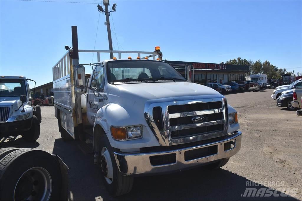 Ford F750 Комунальні автомобілі / автомобілі загального призначення