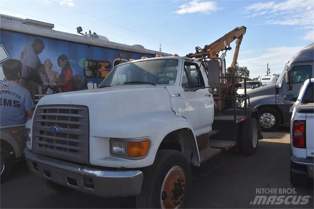 Ford F800 Автокрани