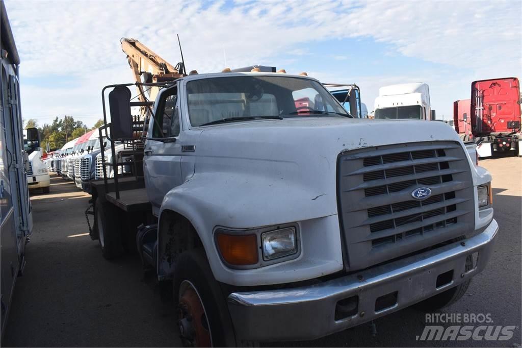 Ford F800 Автокрани