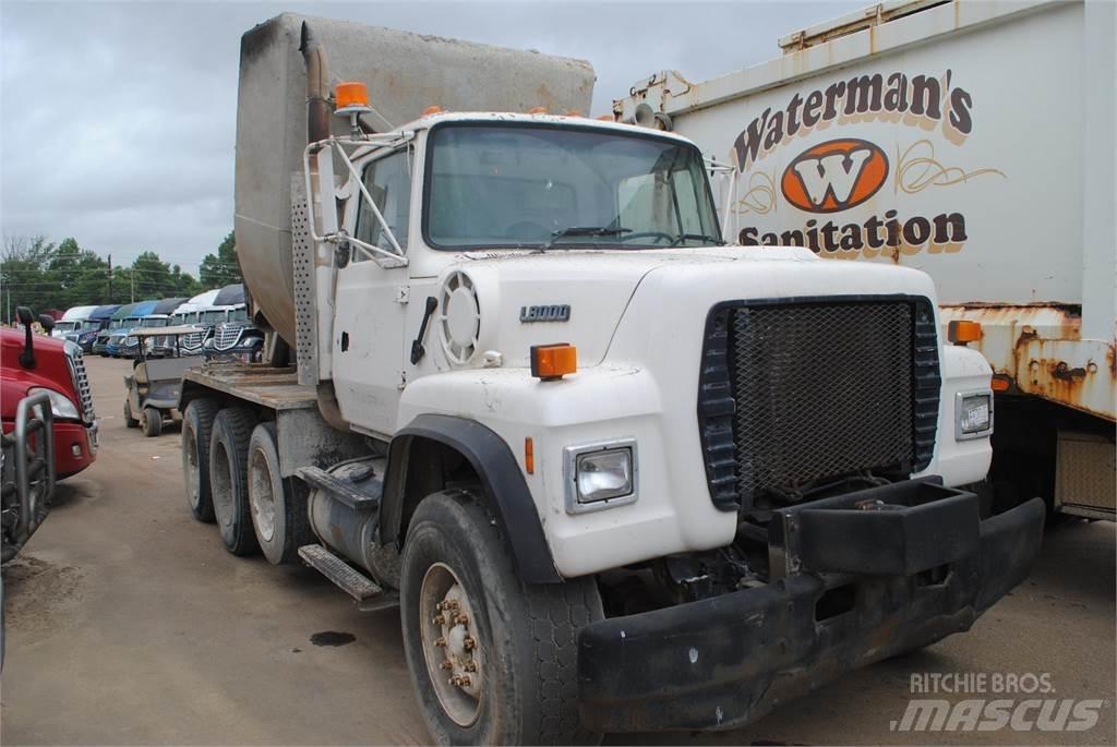 Ford L8000 Бетономішалки (Автобетонозмішувачі)