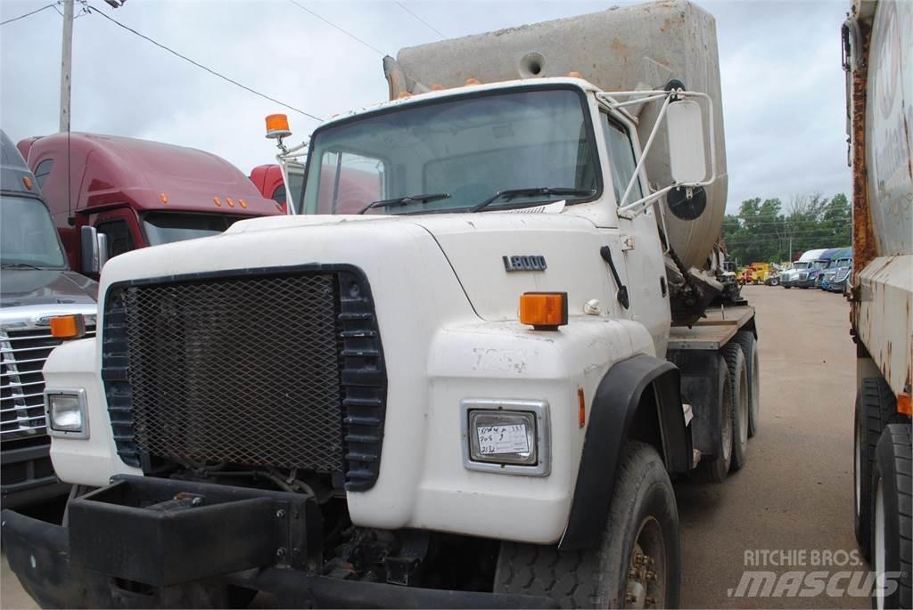 Ford L8000 Бетономішалки (Автобетонозмішувачі)