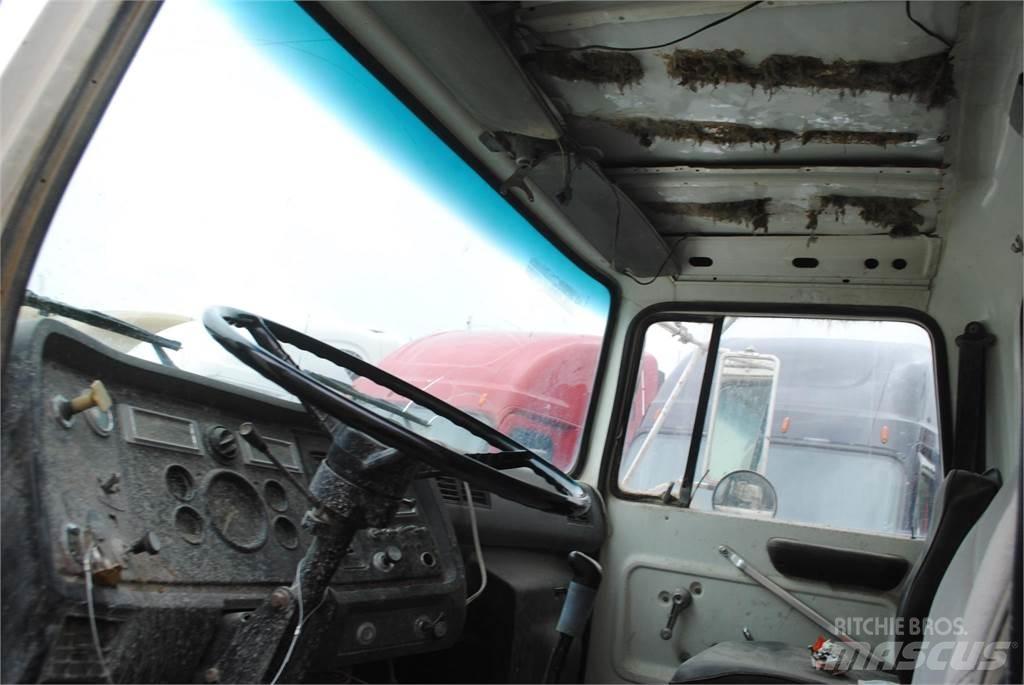 Ford L8000 Бетономішалки (Автобетонозмішувачі)