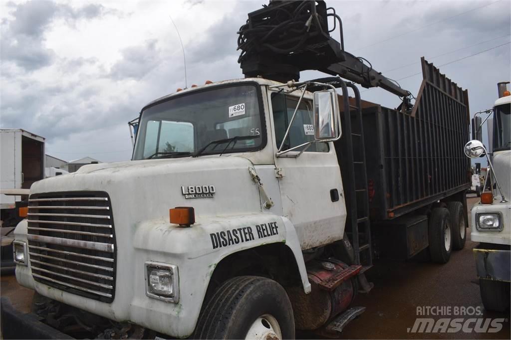 Ford L8000 Автокрани